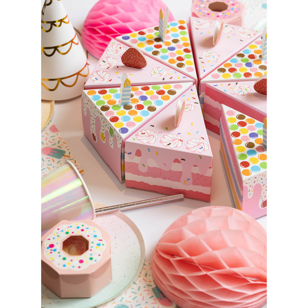 Cake Favour Boxes, Strawberry (set of 4)