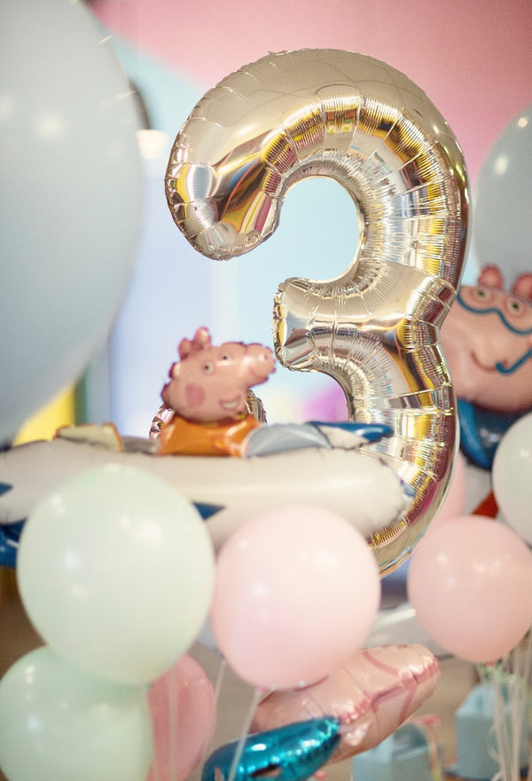 Piggy Peppa George Flying Shaped Foil Balloon